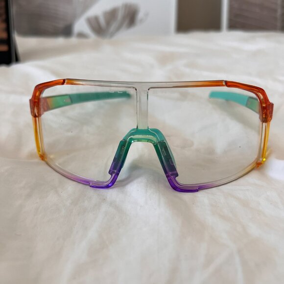Blenders Expose // one of a kind design main image 10